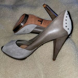 Schutz leather & suede platform studded heels 👠 9B
